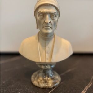 Dante Alighieri Italian Poet - Cream Marble Bust Sculpture signed